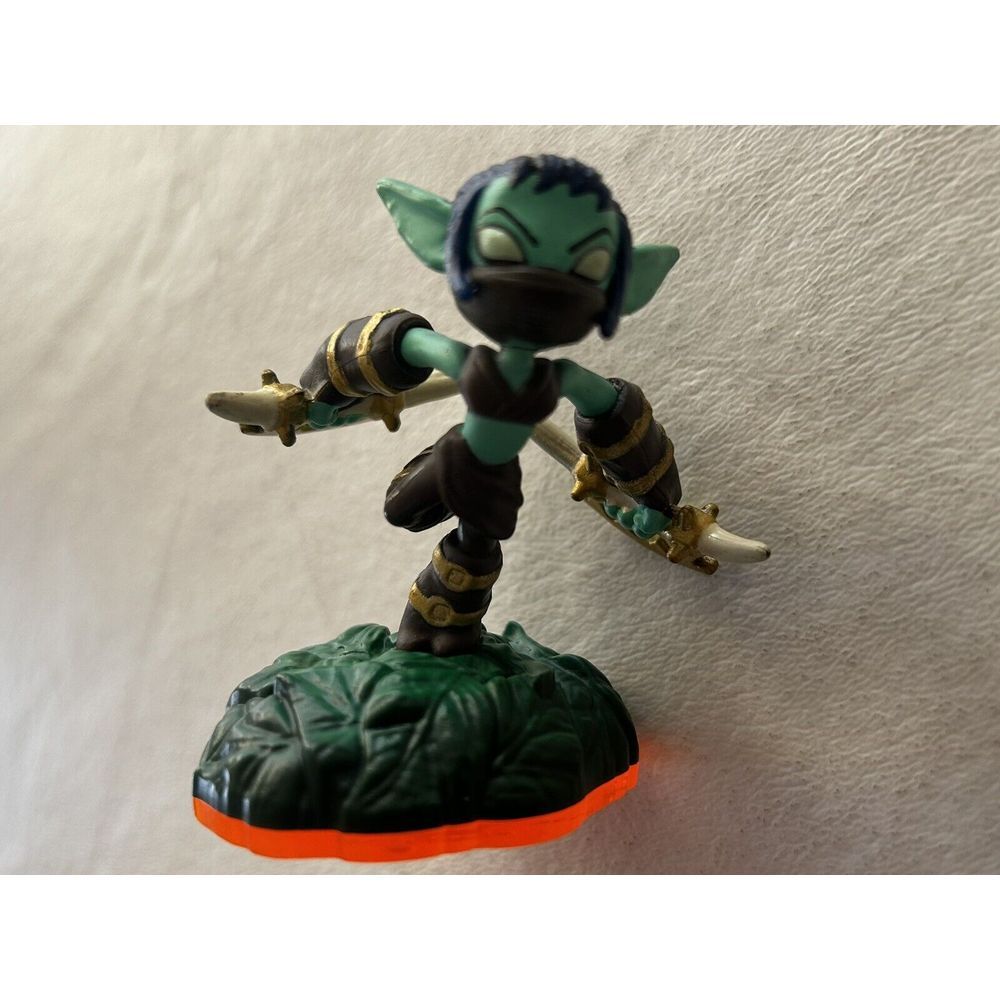Skylanders Giants Stealth Elf Character Figure Loose‎